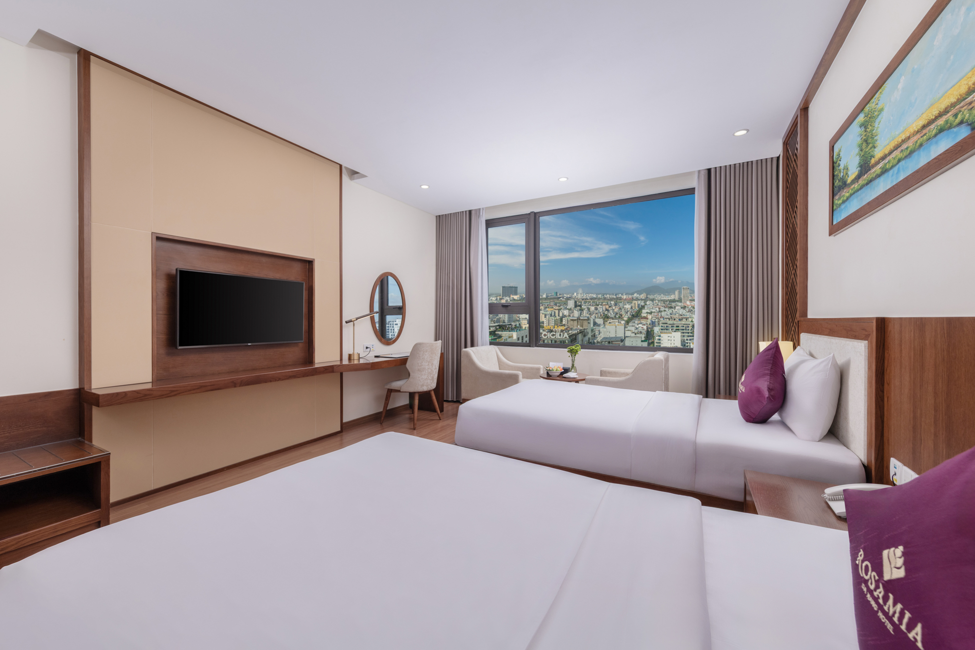 Deluxe Twin - City View