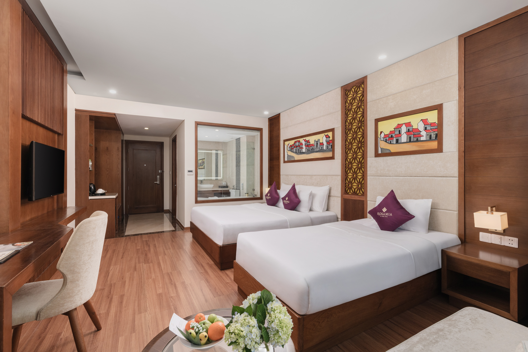 Grand Triple - Partial Ocean View