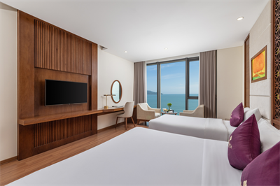 Premier Triple - Front Ocean View