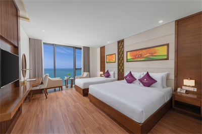 Premier Triple - Front Ocean View