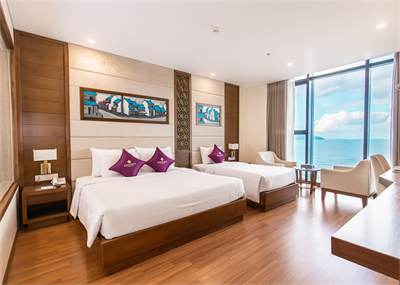 Premier Triple - Front Ocean View