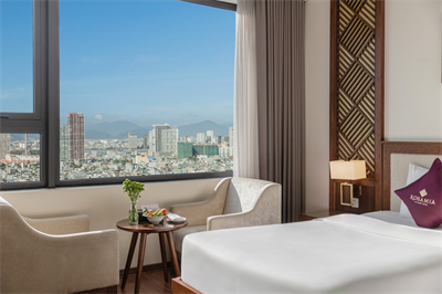 Deluxe Twin - City View